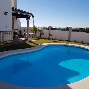 villa-del-sol-nerja.hotelsinnerja.org/